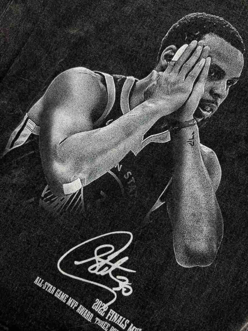 CURRY HOODIE V4