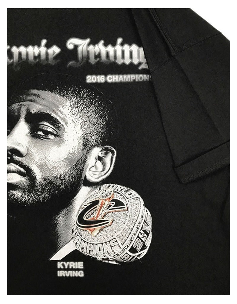 T-SHIRT KYRIE IRVING À GRANDE ÉPAULE 