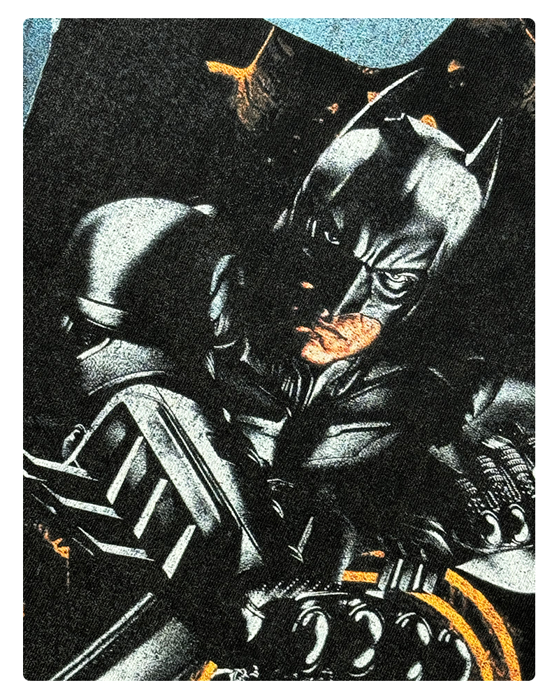 CAMISETA CON CARA GRANDE DE TRAVIS WAYNE